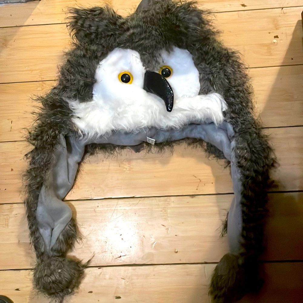 Insulated faux fur owl animal hat